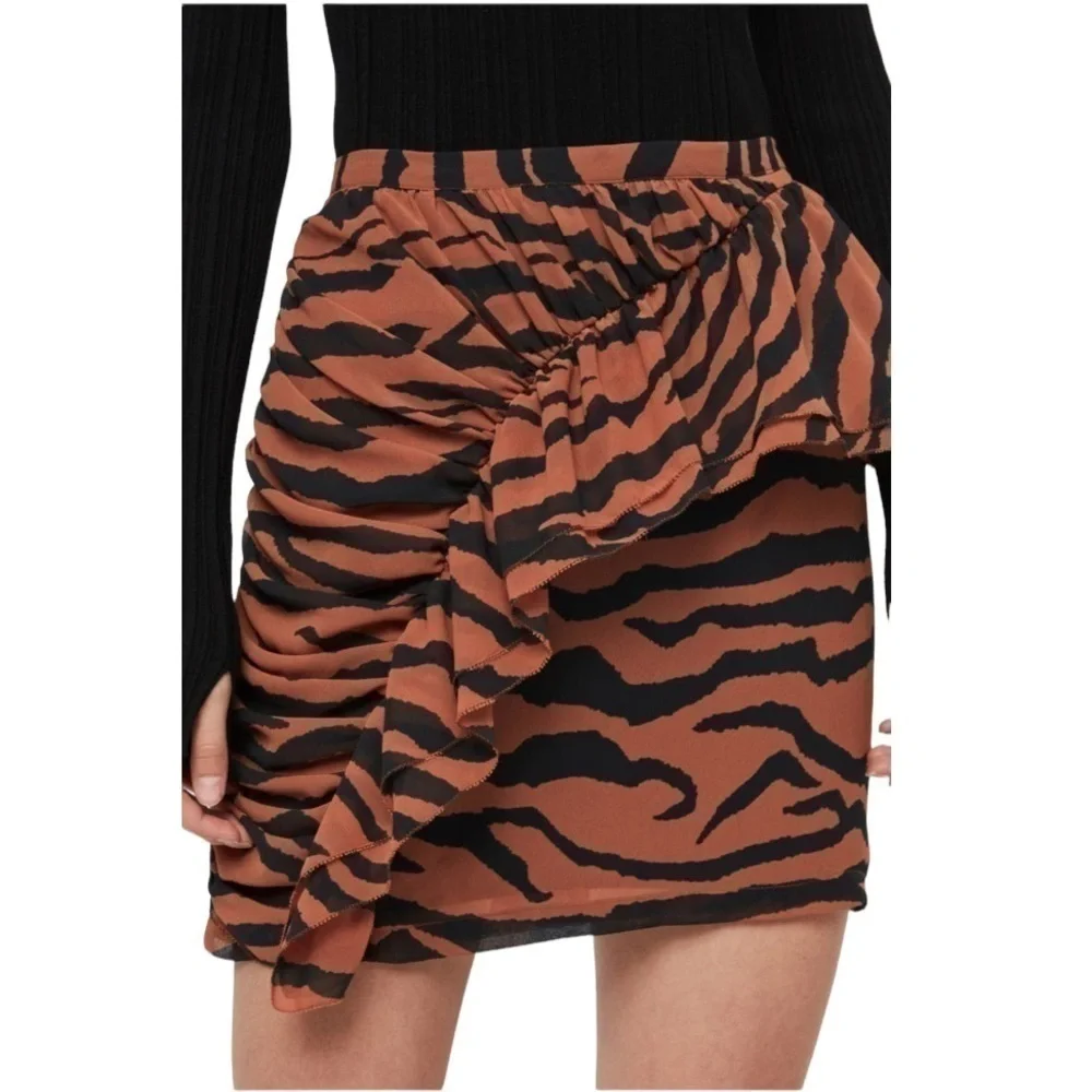 NWT! ALLSAINTS Nia Zephyr Miniskirt. Color: Toffee Brown/Black. Size 2.